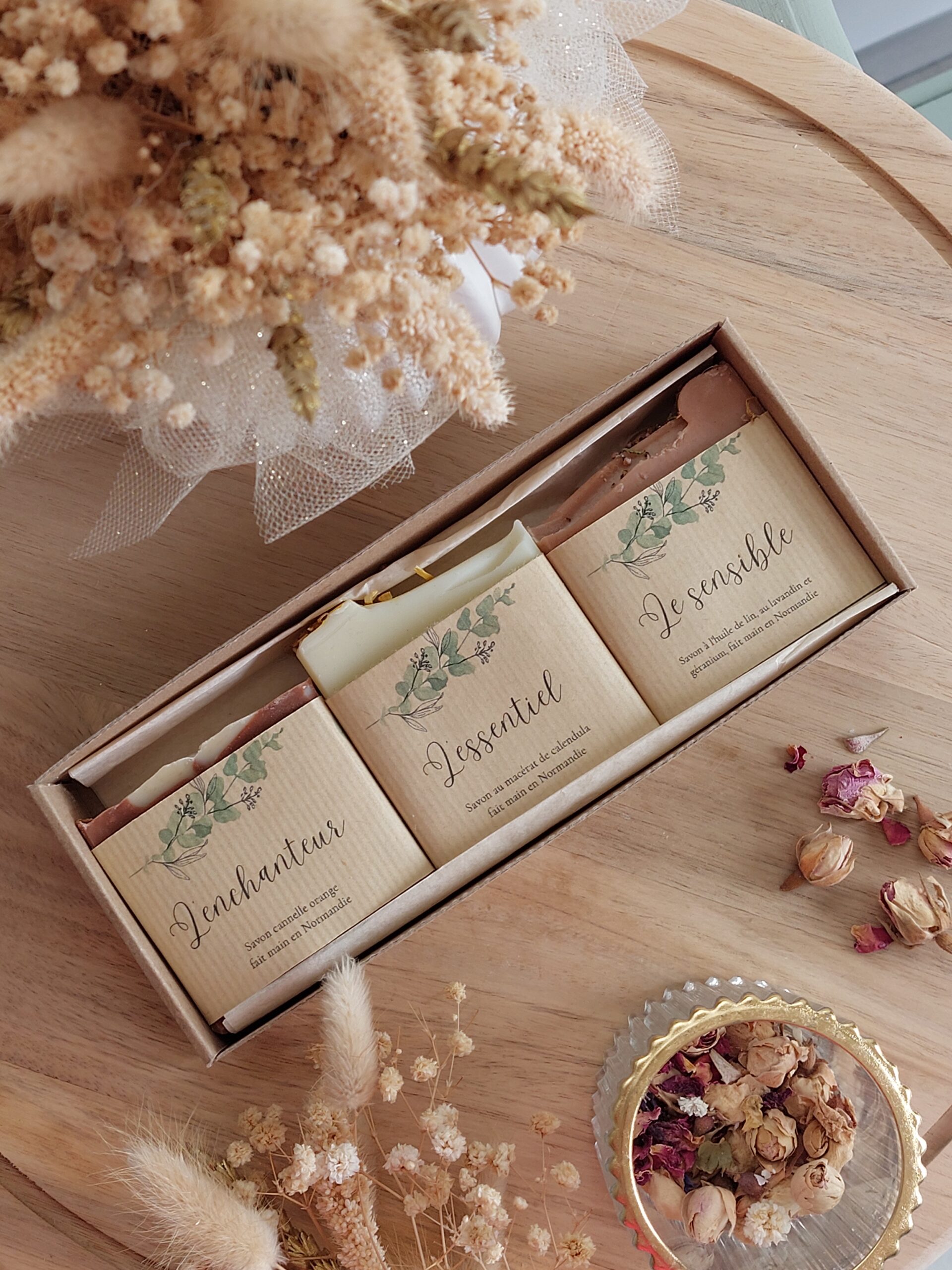 Sélection 3 savons de 100g : Essentiel Enchanteur Sensible – Image 2